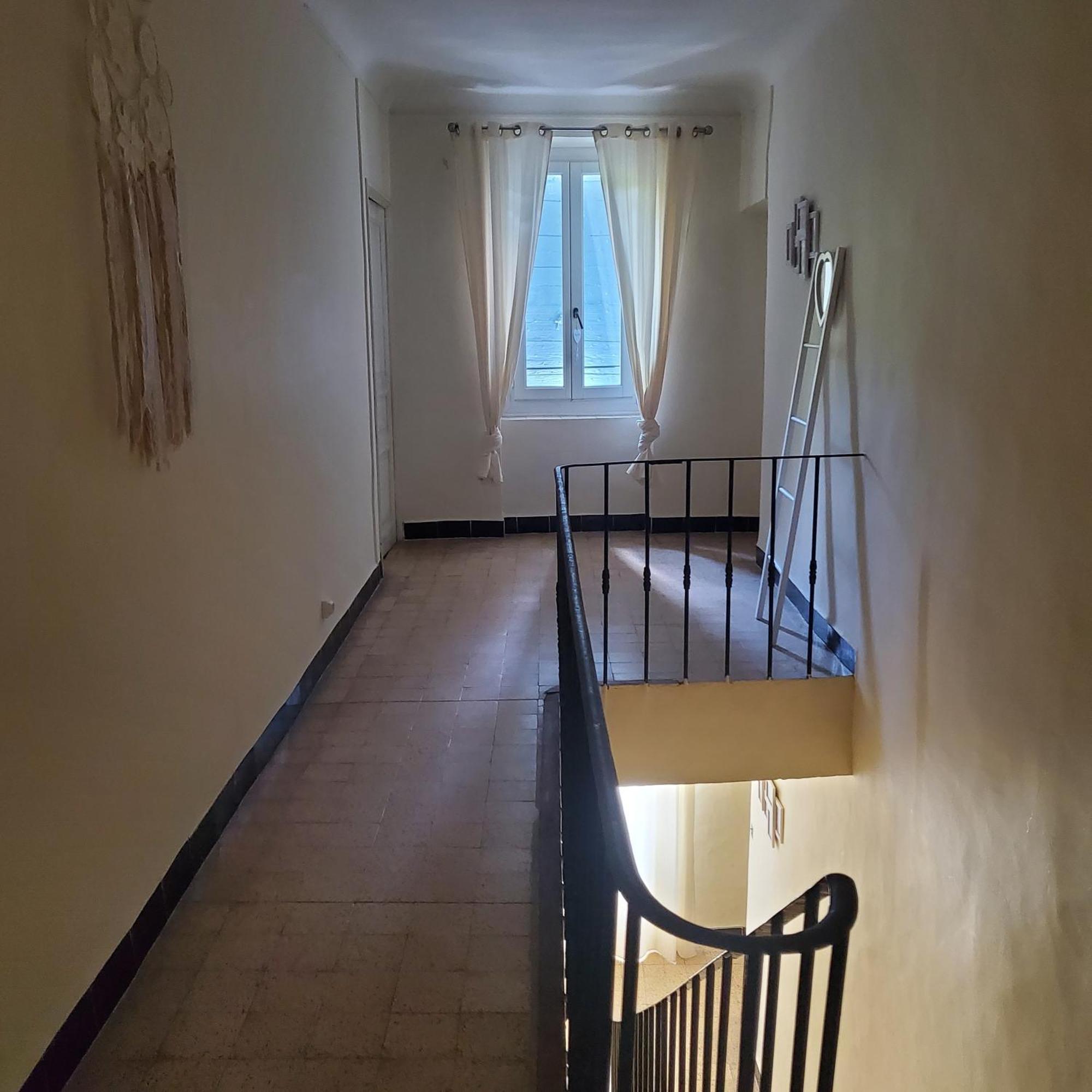 La Maison Bleue Céreste Exteriér fotografie